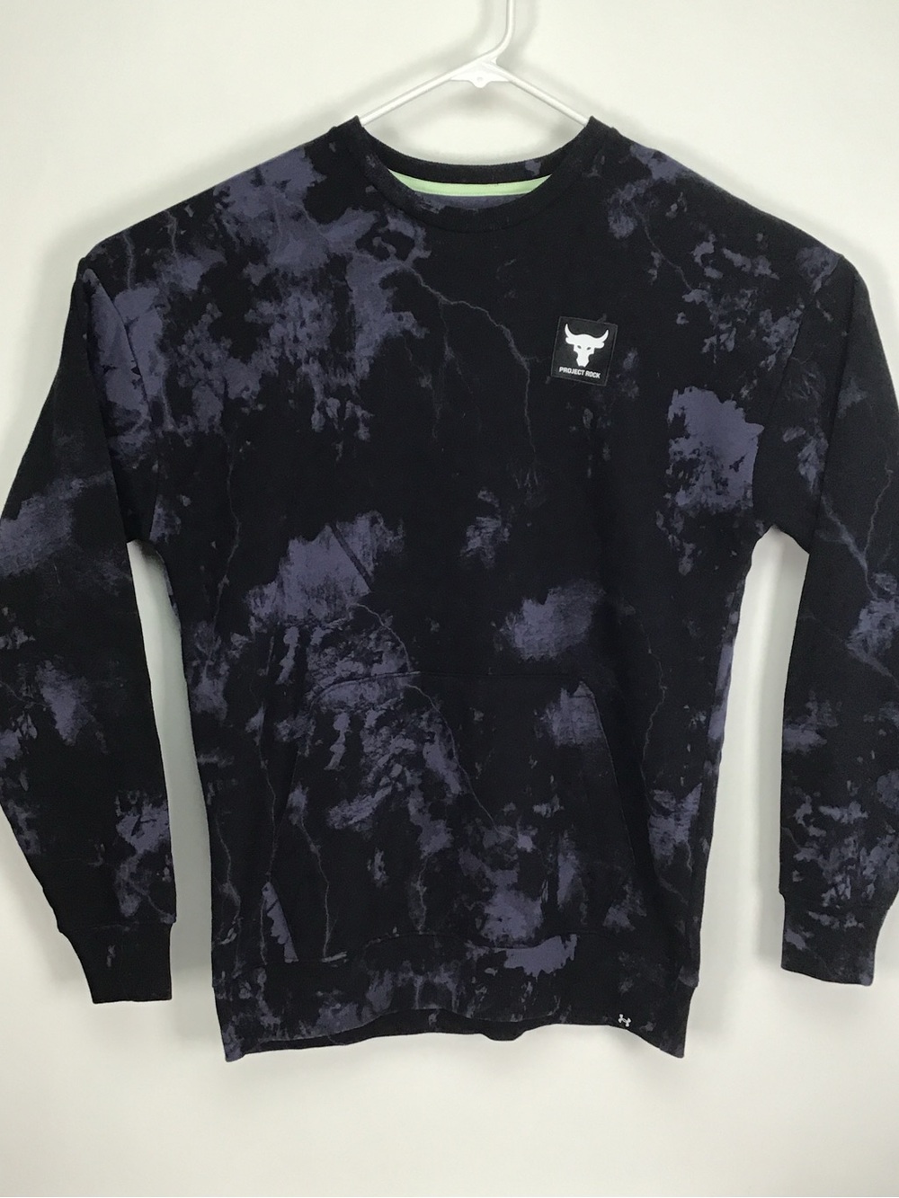 NWT Under Armour Project Rock men’s long sleeve crew neck sweatshirt medium